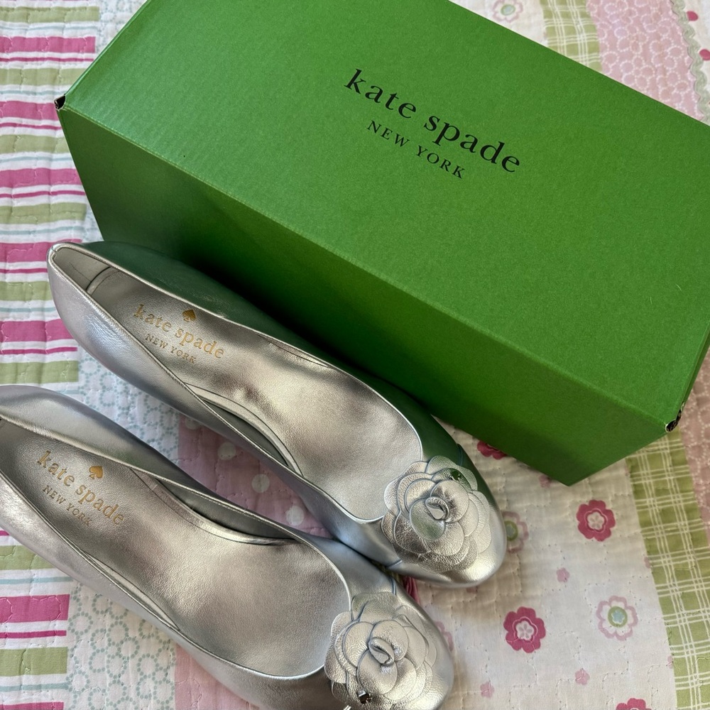 Kate Spade Silver Block Heel Pumps - Picture 5 of 9
